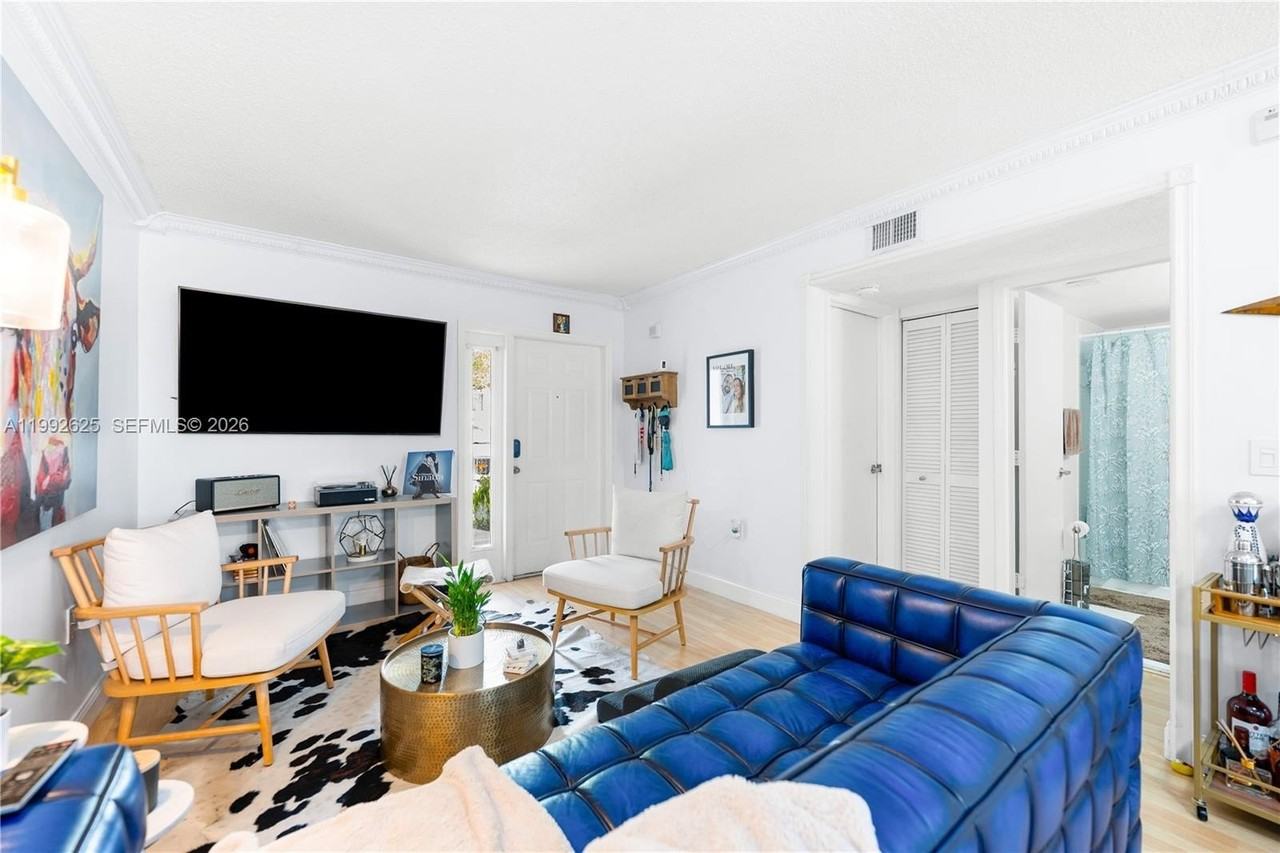 7760 Nw 22nd St #103 - Photo 3 of 26