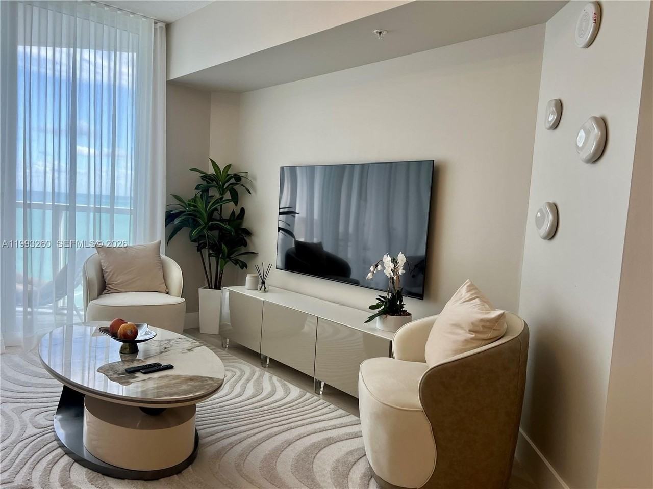 16699 Collins Ave #2010 - Photo 6 of 34