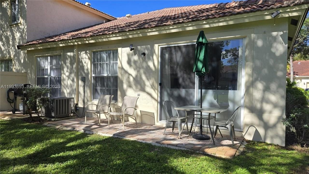 7950 Nw 20th St - Photo 3 of 38
