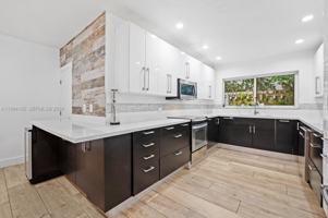 featured image of 3551 E Glencoe St