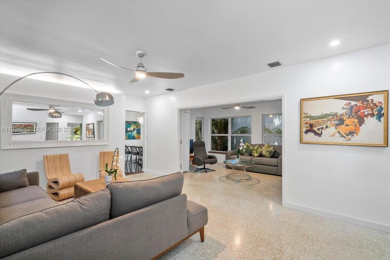 2951 Jefferson St - Photo 4 of 21