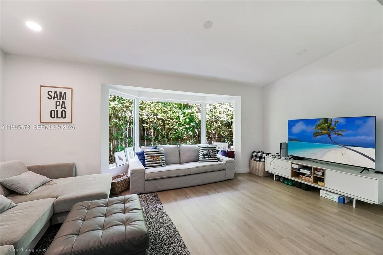 560 Hampton Ln #0 - Photo 6 of 22