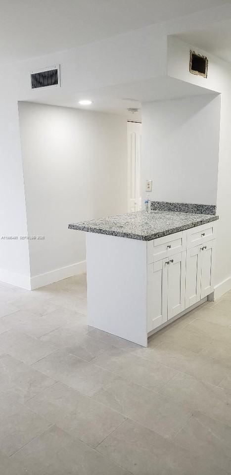 870 Nw 87th Ave #407 - Photo 6 of 24