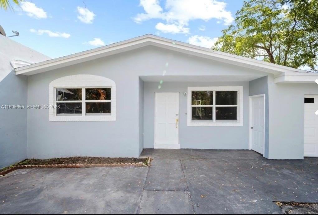 816 N Golf Dr #0 - Photo 2 of 20