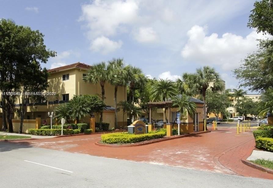 14902 Sw 82nd Ln #13-102 - Photo 2 of 24