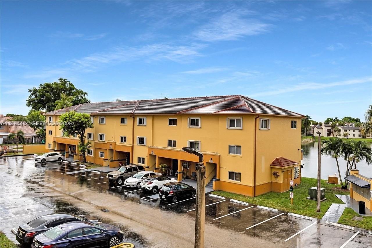 14902 Sw 82nd Ln #13-102 - Photo 5 of 24