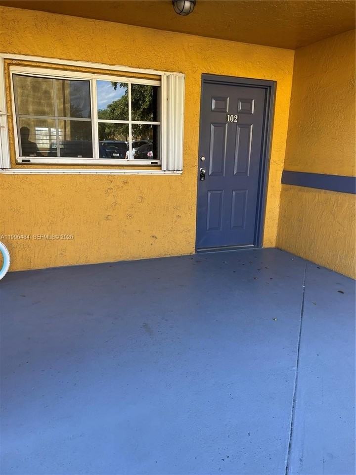 14902 Sw 82nd Ln #13-102 - Photo 6 of 24