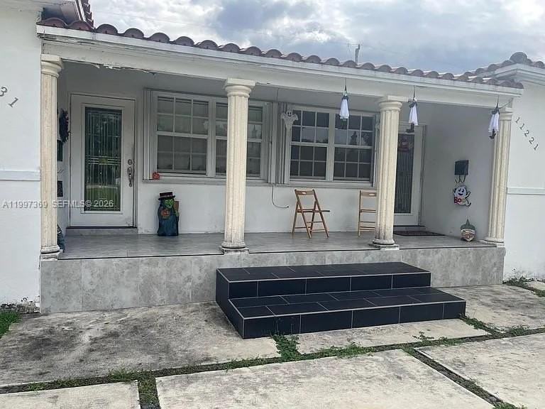 11221 Ne 9th Ave #0 - Photo 3 of 14