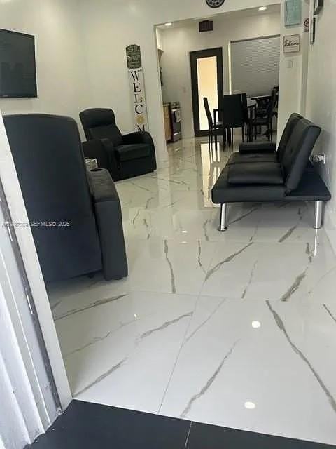 11221 Ne 9th Ave #0 - Photo 7 of 14