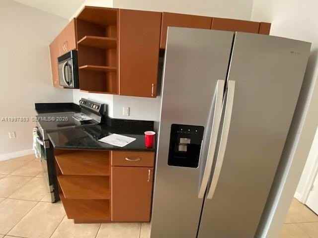 2425 Sw 27th Ave #1008 - Photo 4 of 20