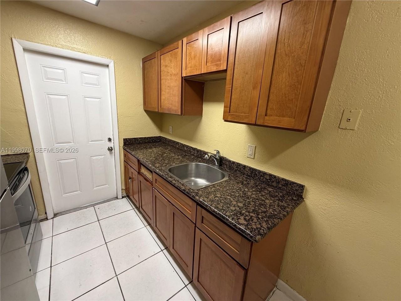 2534 Nw 139th St #2 - Photo 5 of 9