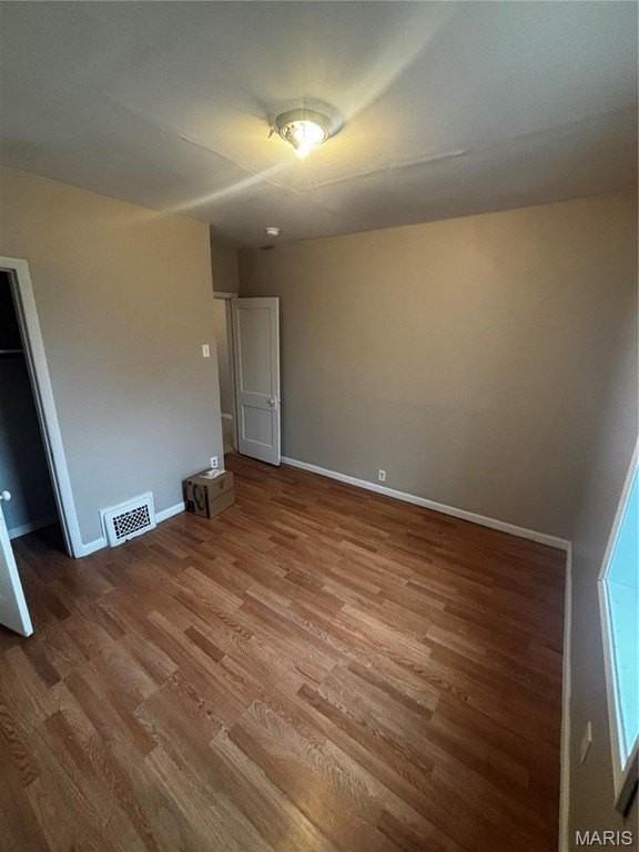 5043 Alaska Ave #B - Photo 5 of 9