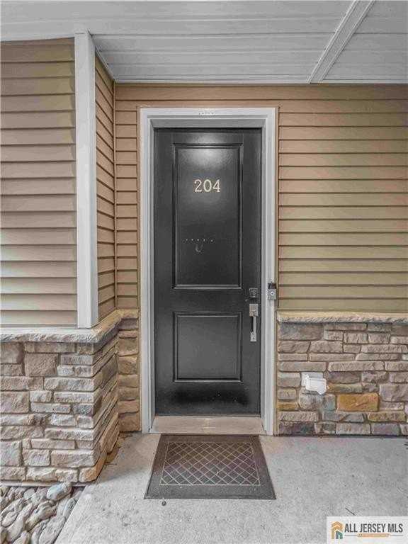 204 Honeysuckle Ln - Photo 2 of 17