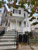 featured image of 537 S Park St