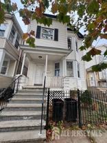 537 S Park St - Photo 1 of 1