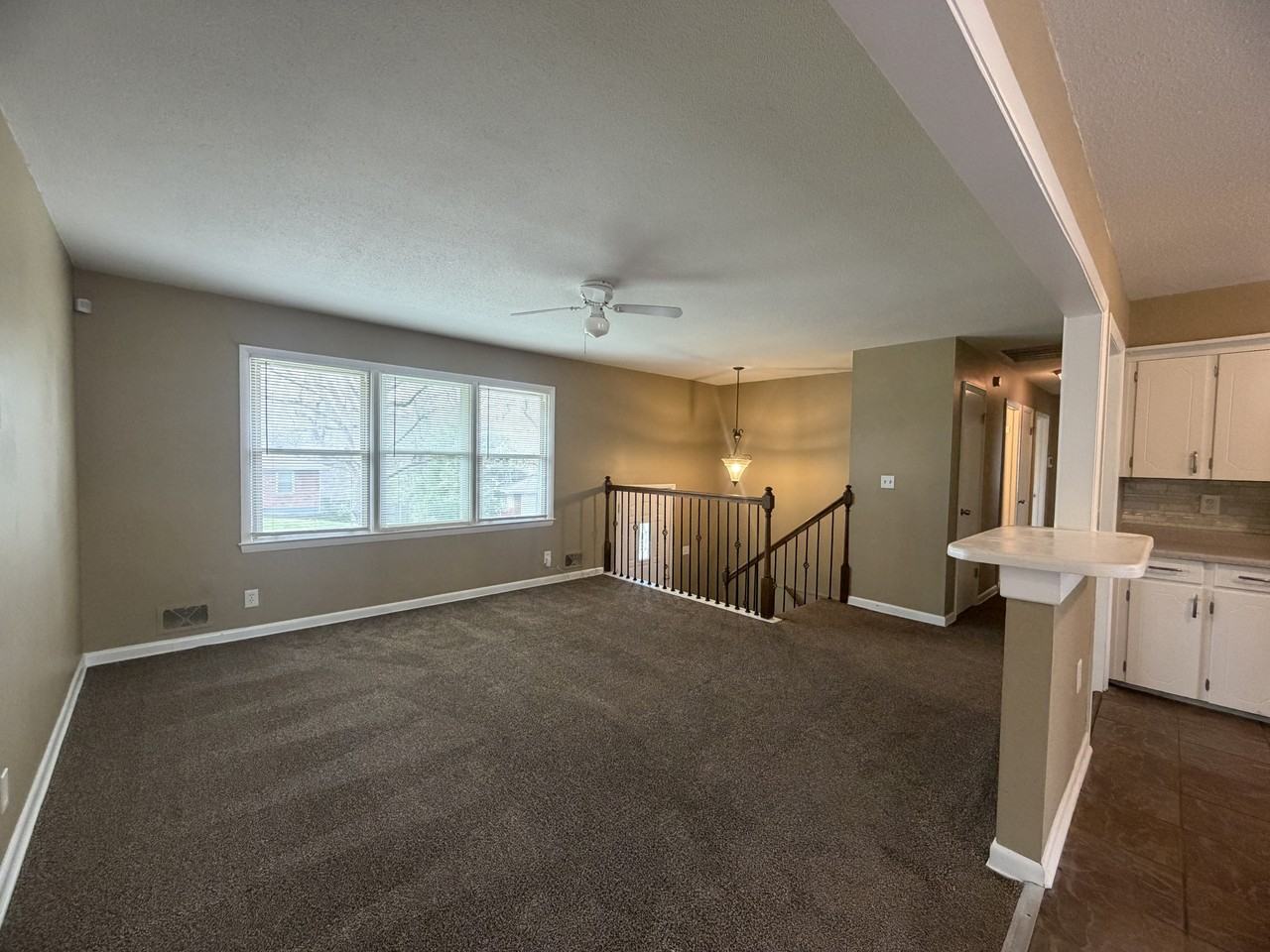 5035 Overton Ave #1 - Photo 6 of 28