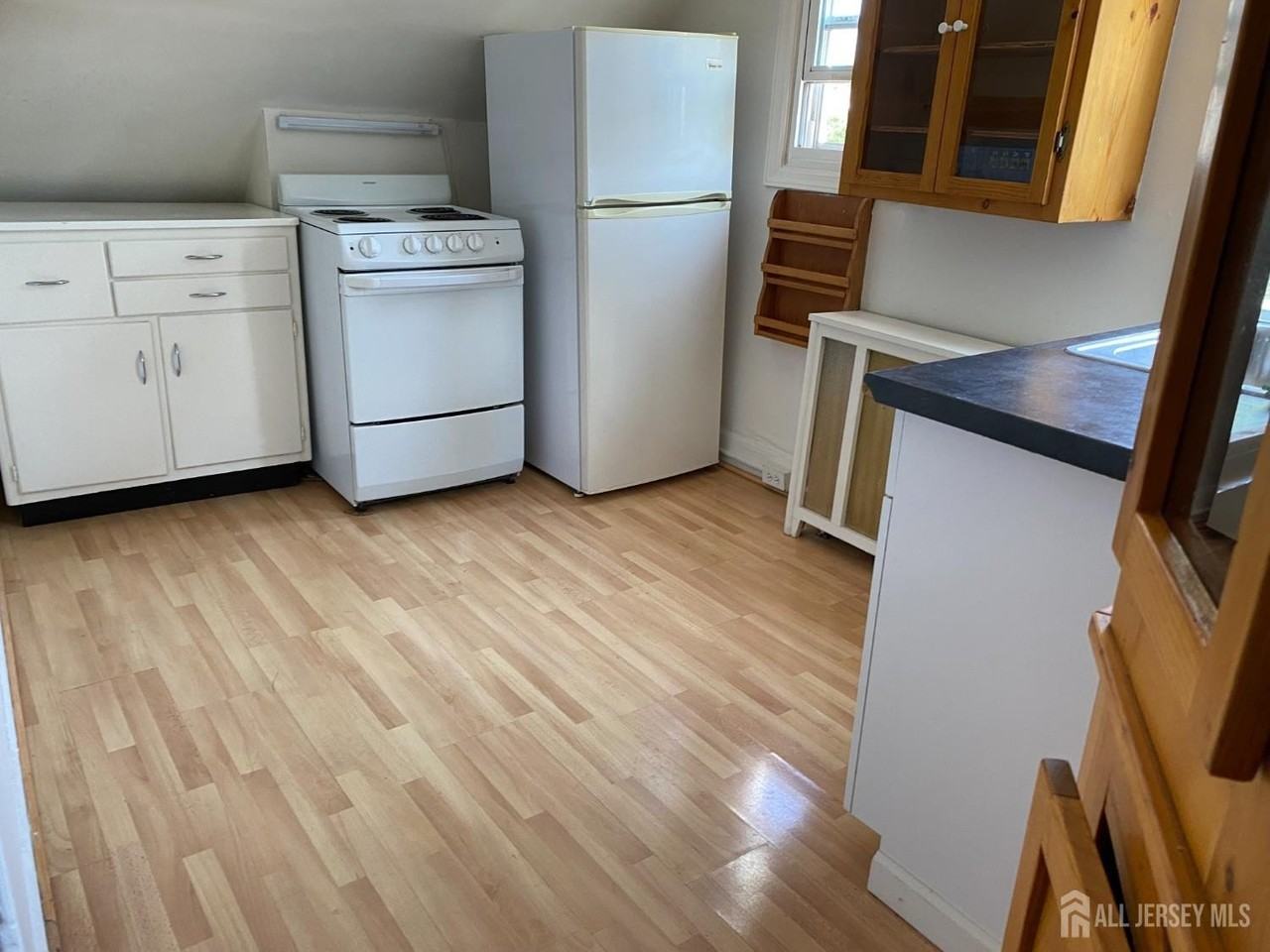 74 Raritan Ave Apt 3 #3 - Photo 6 of 6