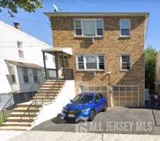 featured image of 32 Union Pl Unit 2 #2FL