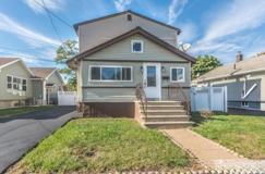 1912 Montgomery St - Photo 1 of 1