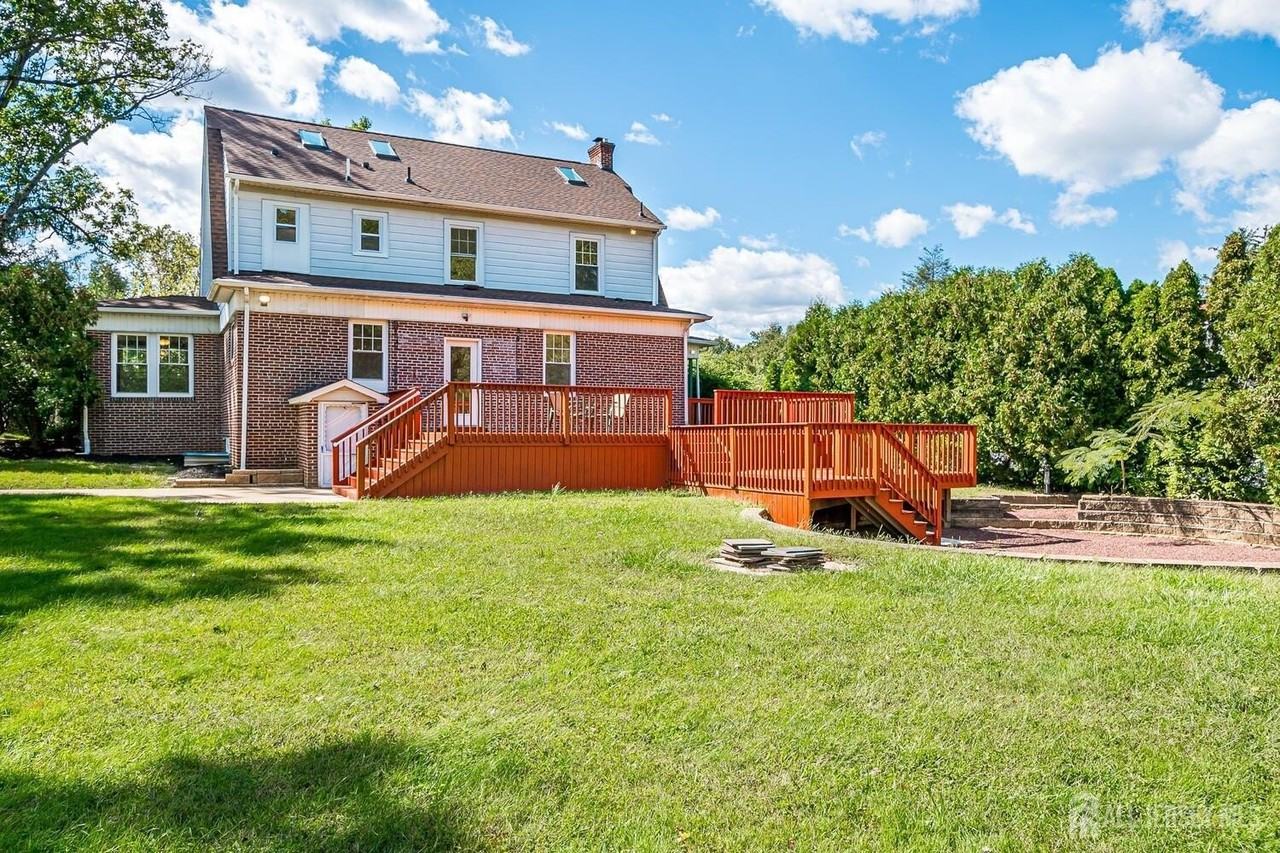 338 Buckelew Ave - Photo 2 of 50