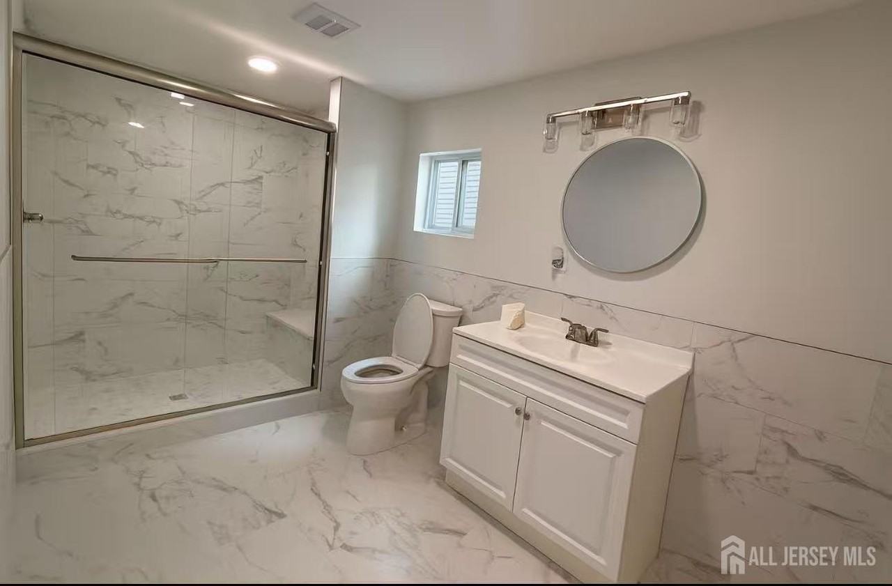 17 1/2 Thomas St Unit 1f #1F - Photo 2 of 5