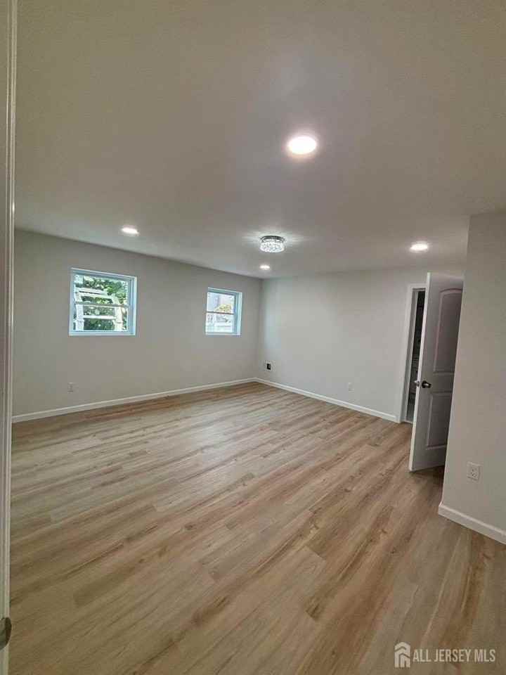 17 1/2 Thomas St Unit 1f #1F - Photo 3 of 5