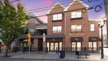 featured image of 112 N Broadway #C