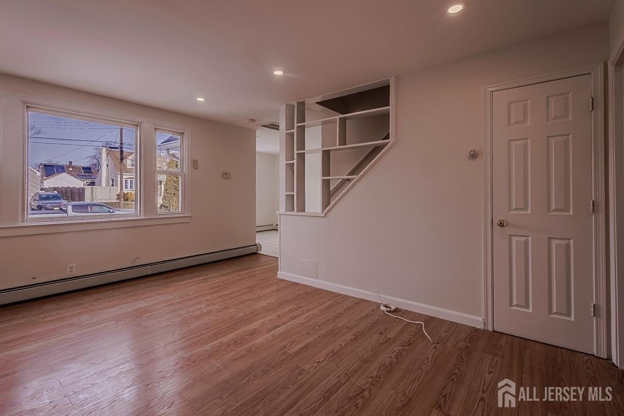 253 9th St Apt A #A - Photo 2 of 27