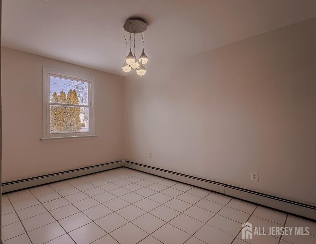 253 9th St Apt A #A - Photo 5 of 27