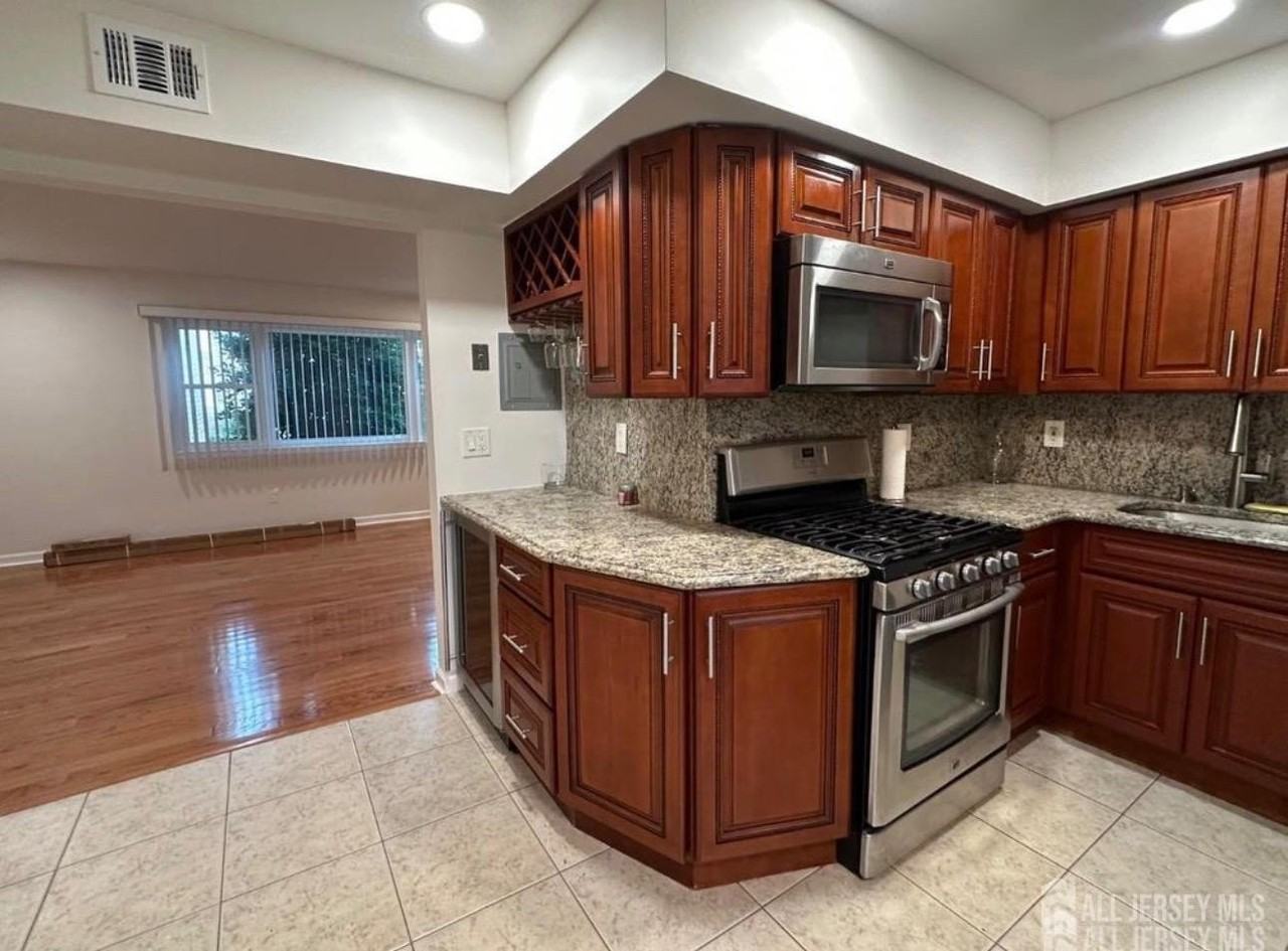 37 Judson St Apt 5a #5A - Photo 7 of 13