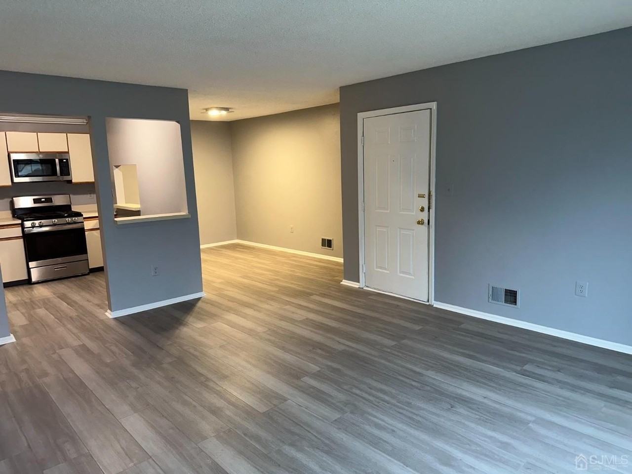 464 Northam Dr - Photo 4 of 15