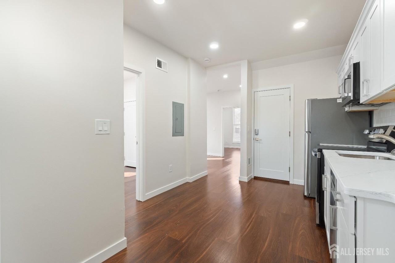 826 George St Unit 1stfl #1stFL - Photo 7 of 22