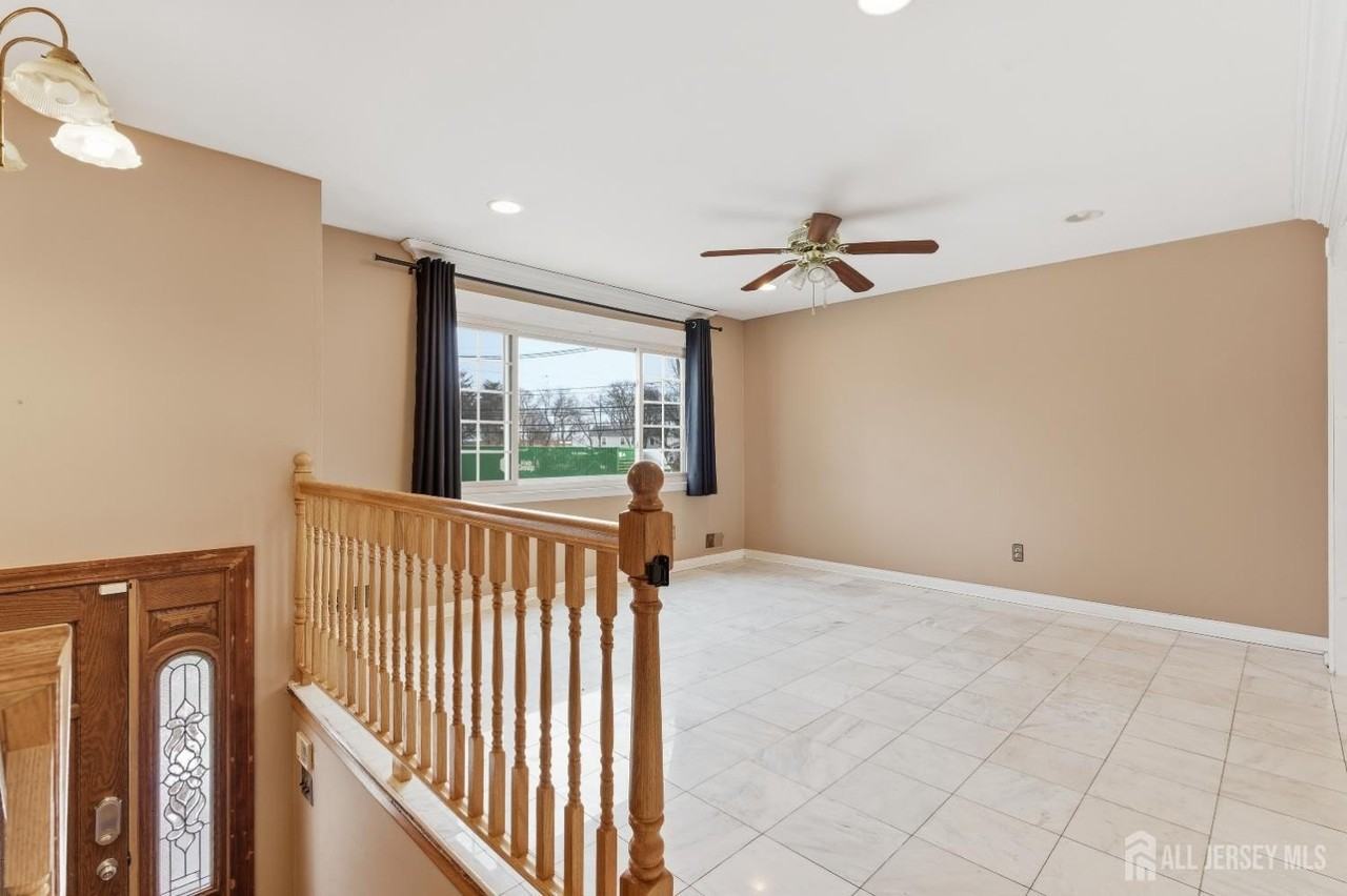 6 Cherry St - Photo 3 of 30