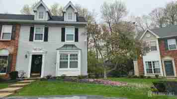 featured image of 24 Albury Way