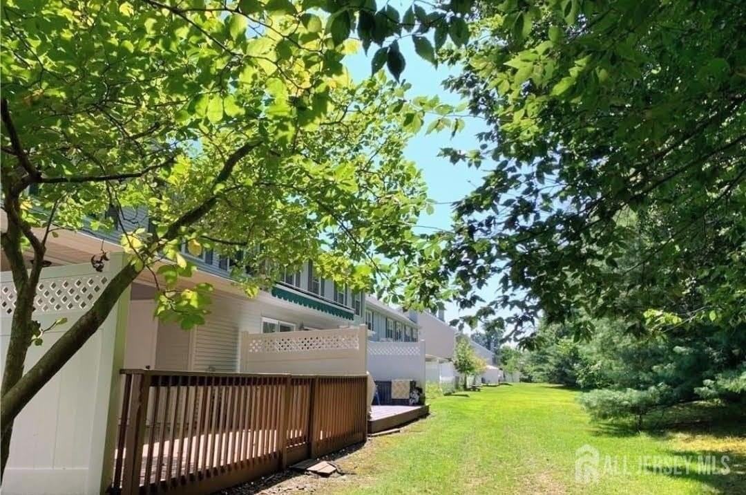 24 Albury Way - Photo 6 of 11