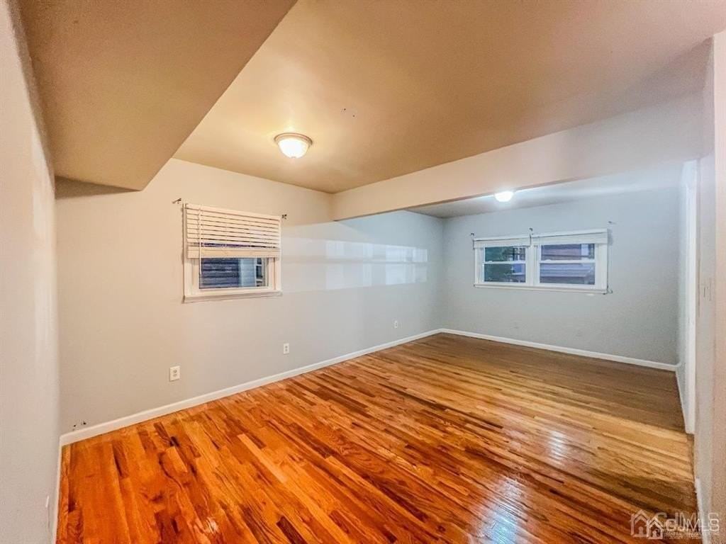 124 Washington Ave - Photo 3 of 8