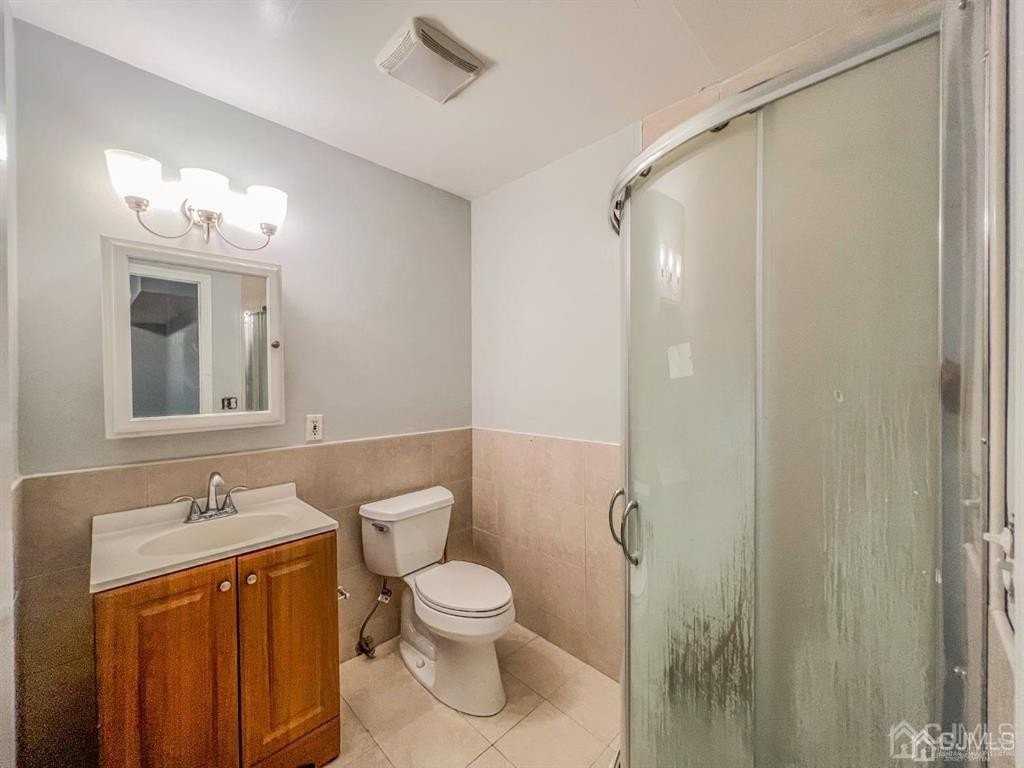 124 Washington Ave - Photo 5 of 8