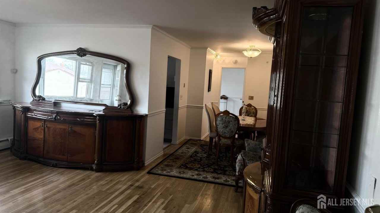 55 Gill Ln Apt 48 #48 - Photo 4 of 18