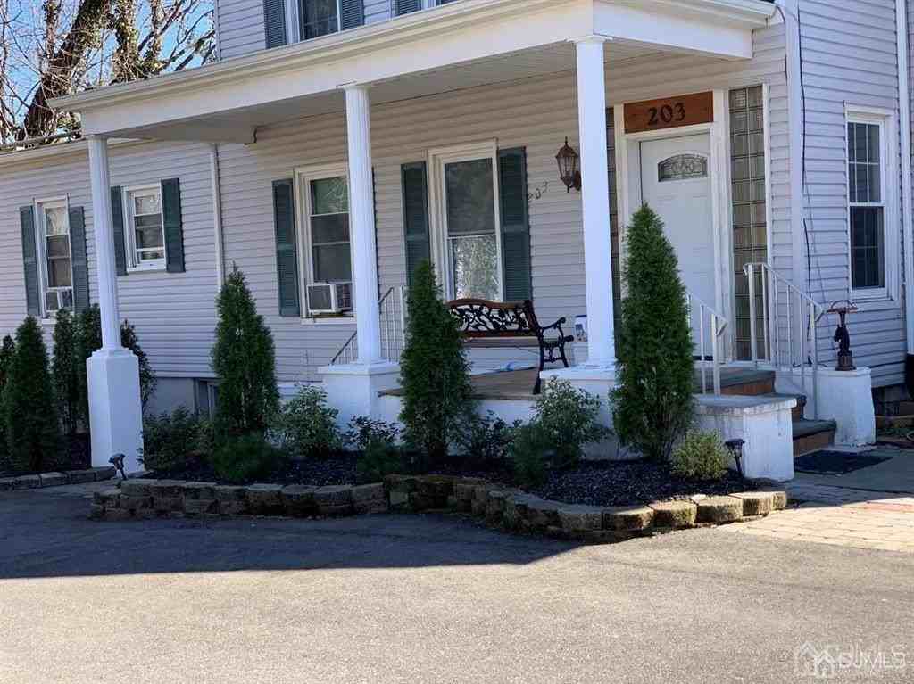 203 Woodbridge Ave Unit 1 #1 - Photo 2 of 15