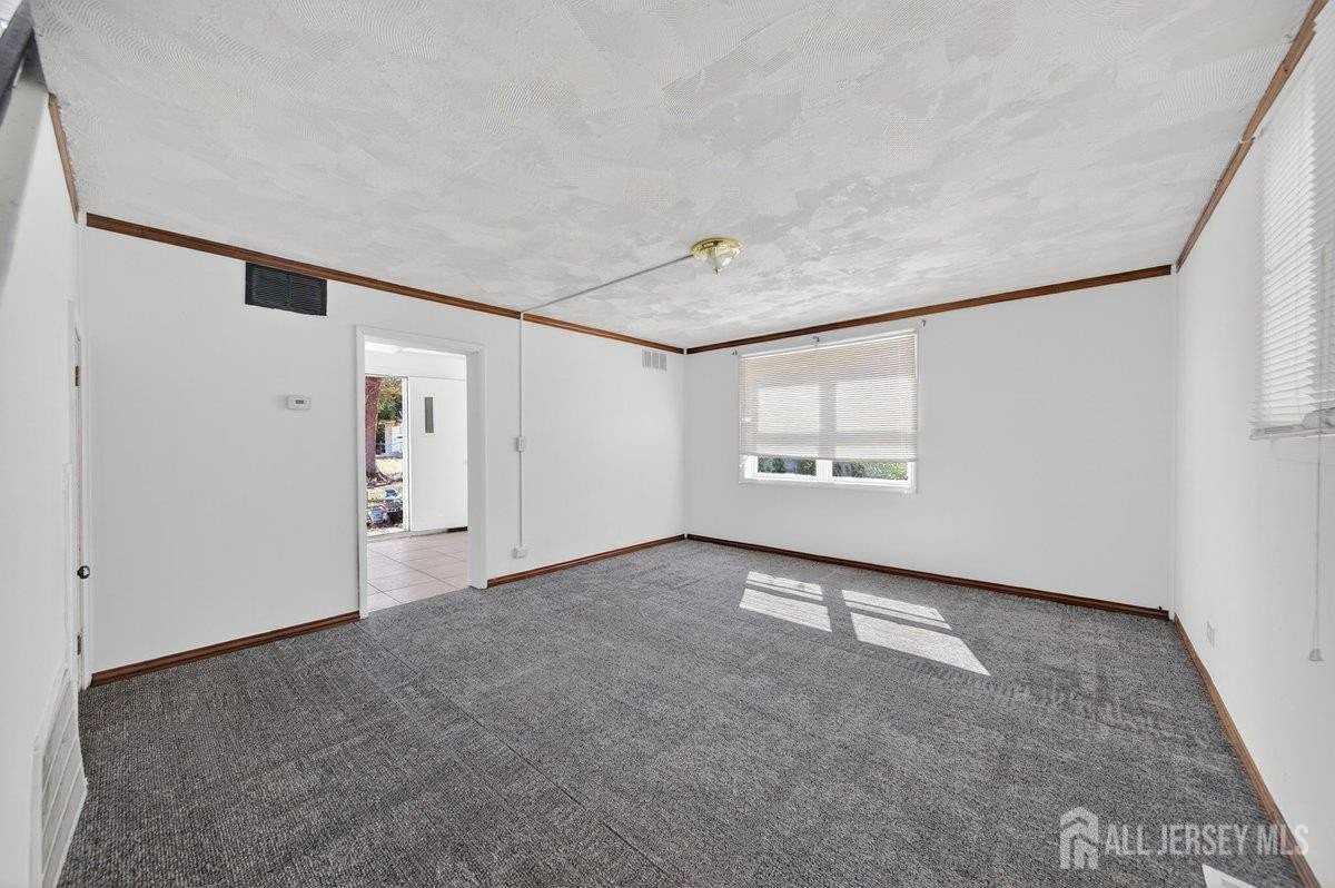 6 Farm Ln - Photo 2 of 13
