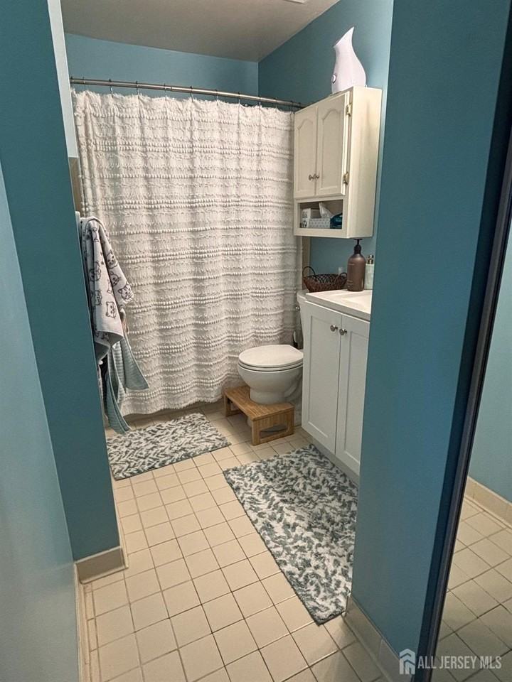 1203 Ravens Crest Dr - Photo 3 of 17