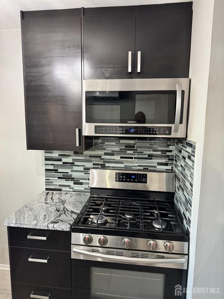 6501 Avenue C - Photo 5 of 14