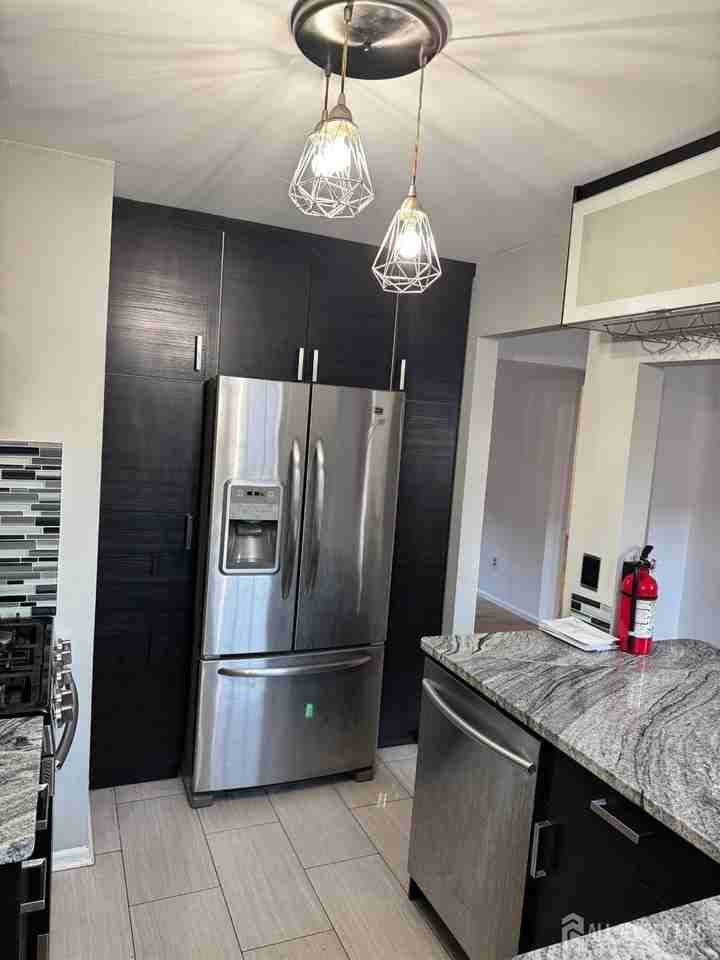 6501 Avenue C - Photo 6 of 14