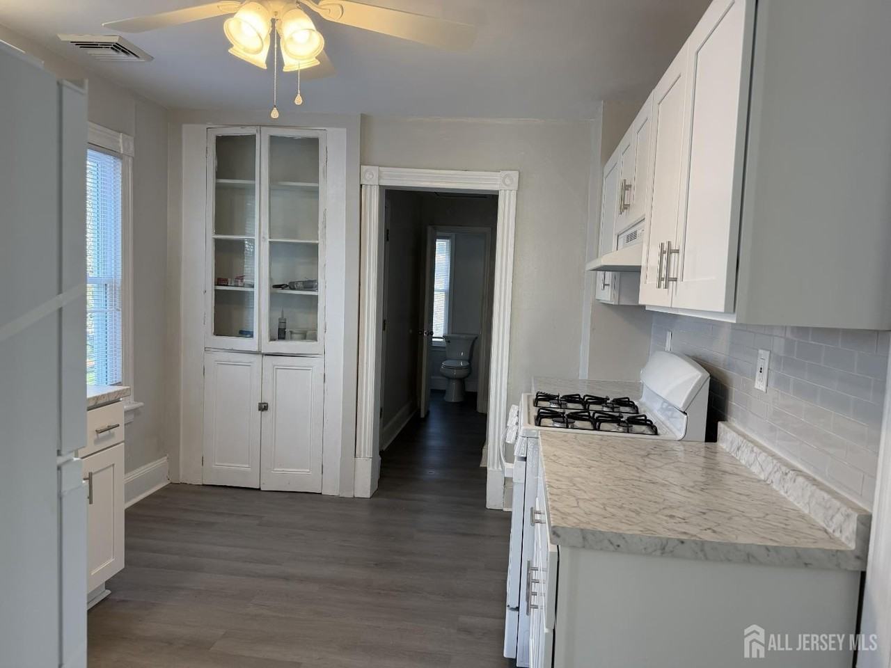 332 N 4th Ave Unit 2 #2 - Photo 4 of 15