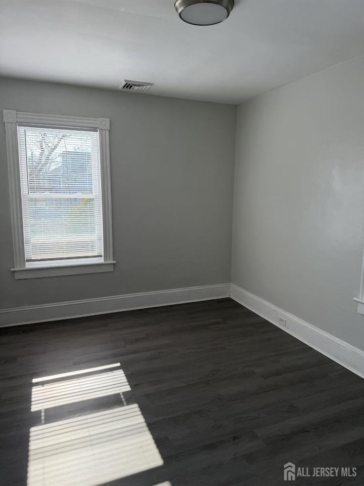 332 N 4th Ave Unit 2 #2 - Photo 5 of 15