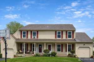 featured image of 6 Allison Dr