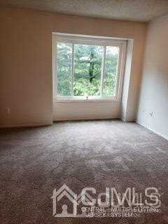 10 Nicholas Ct - Photo 7 of 15