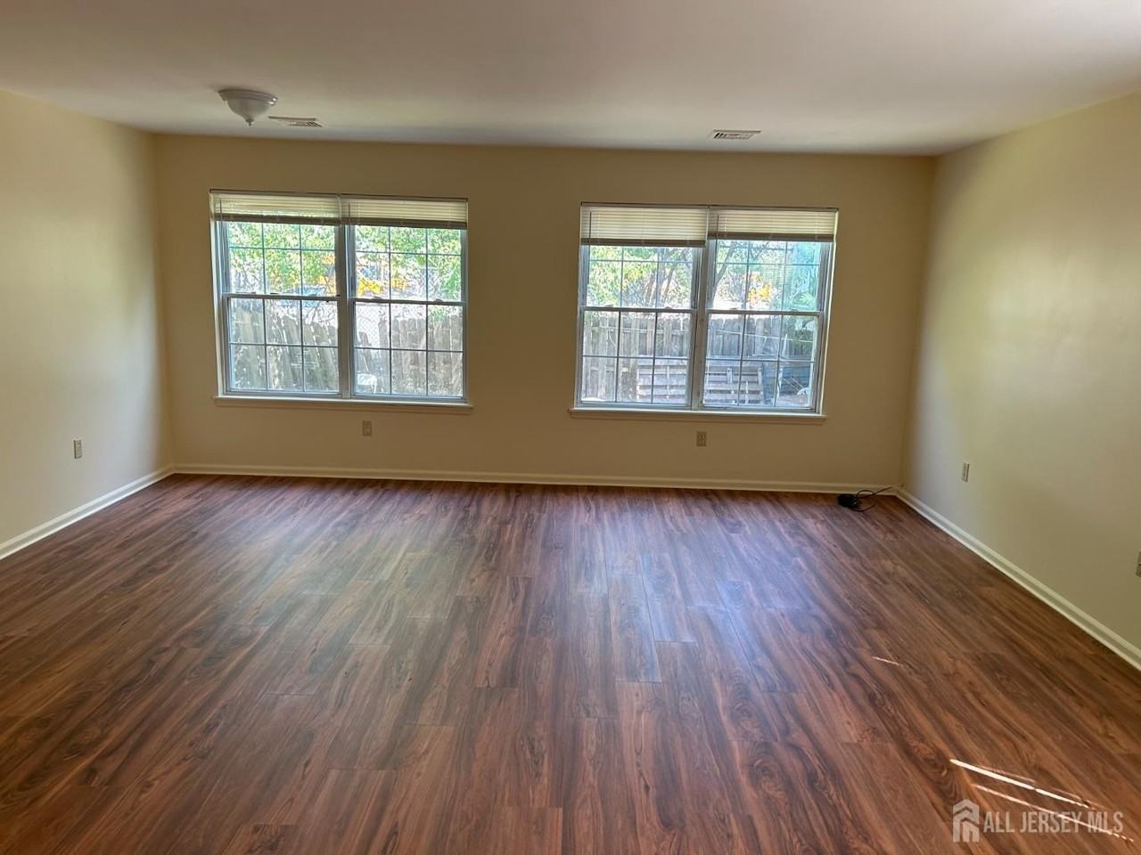 13 Hampton Rd #B - Photo 3 of 14