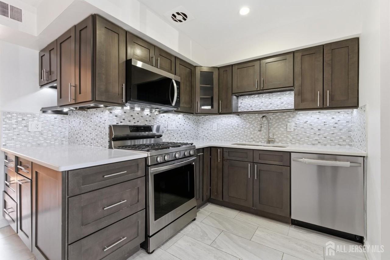 161 Evergreen Rd #2A - Photo 7 of 15