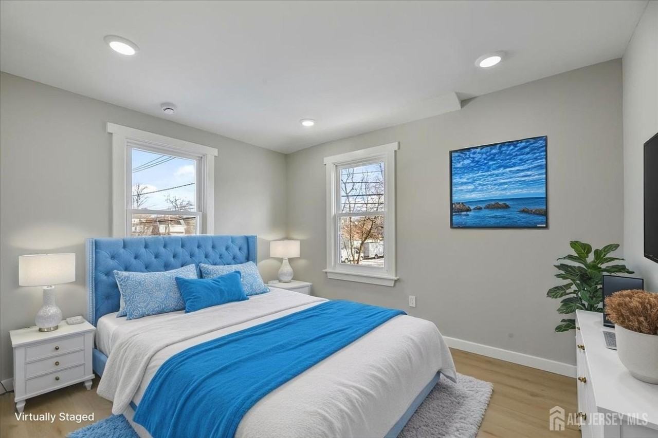 143 Johnston Ave Unit 2 #2 - Photo 5 of 25